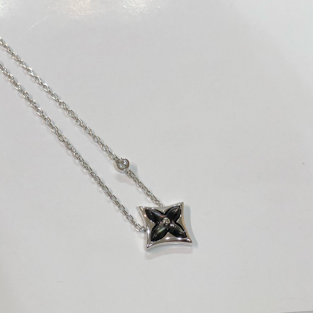 ¡®Twinkle jewelry¡¯STAR BLACK MOP NECKLACE