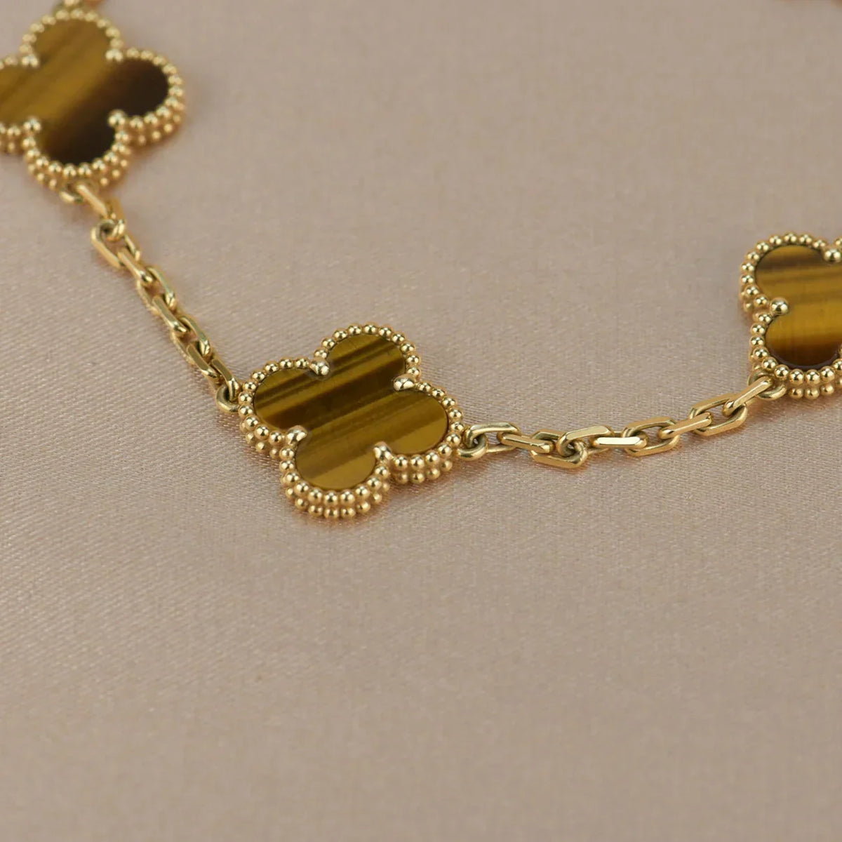 [Twinkle jewelry]New  CLOVER 5 MOTIFS TIGER EYE BRACELET COLLECTION