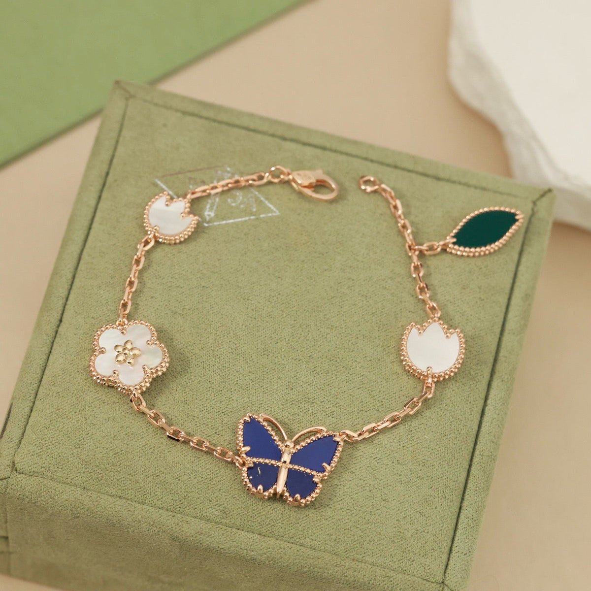 [Twinkle JURI]LUCKY SPRING BUTTERFLY 5 MOTIF BRACELET