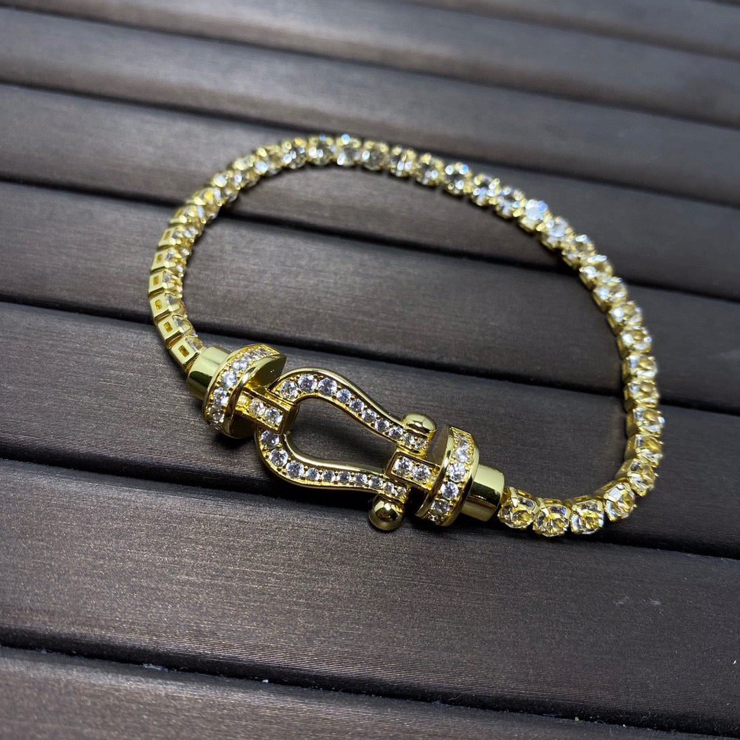 ¡®Twinkle jewelry¡¯FORCE  LARGE HORSESHOE FULL DIAMOND TENNIS BRACELET