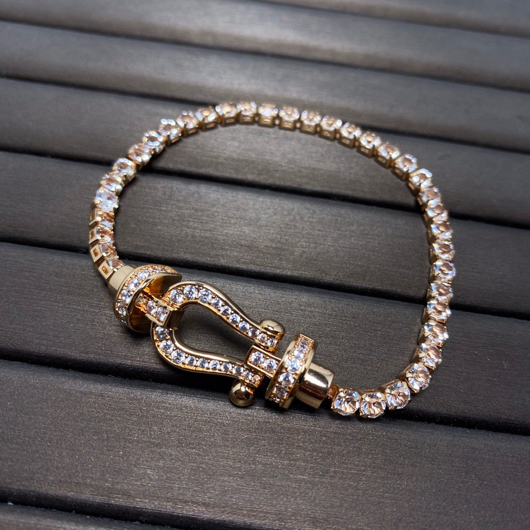 ¡®Twinkle jewelry¡¯FORCE  LARGE HORSESHOE FULL DIAMOND TENNIS BRACELET