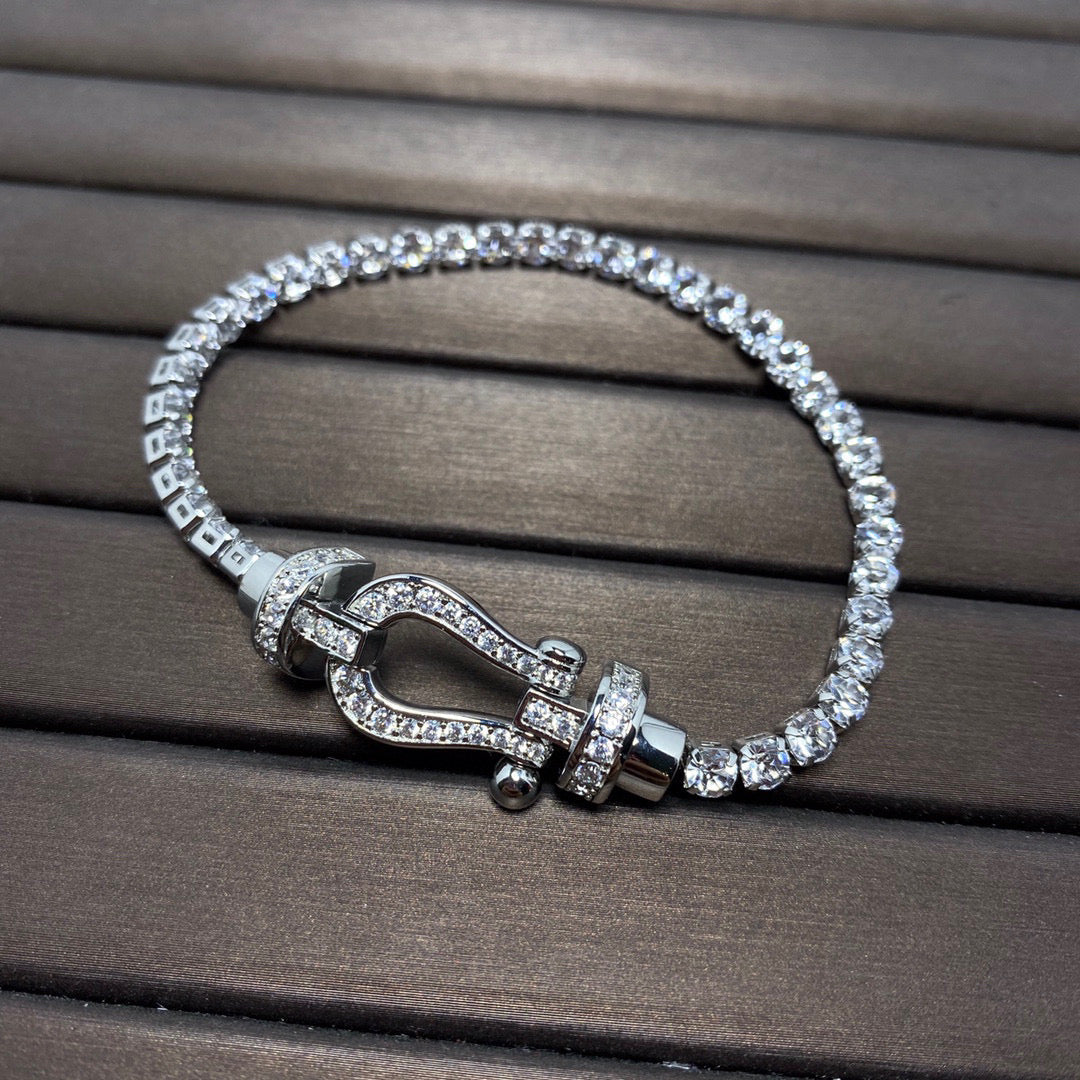 ¡®Twinkle jewelry¡¯FORCE  LARGE HORSESHOE FULL DIAMOND TENNIS BRACELET