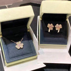 ¡®Twinkle jewelry¡¯FRIVOLE ROSE GOLD FLOWER DIAMOND NECKLACE